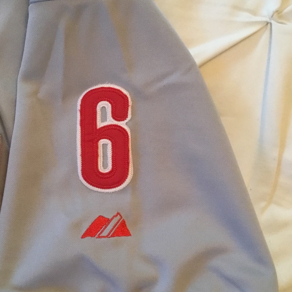 Majestic Authentic Gray Phillies Ryan Howard Jersey - Picture 6 of 7